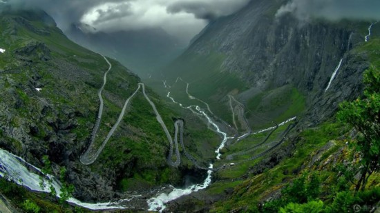 [组图]世界惊险盘山公路挑战驾驶极限