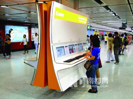 香港人说广州地铁罕见大件行李出闸口和洗手间