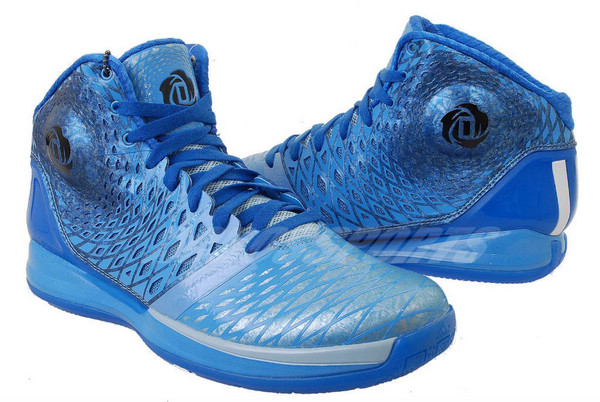 组图:adidas 2013年全明星赛篮球鞋发布
