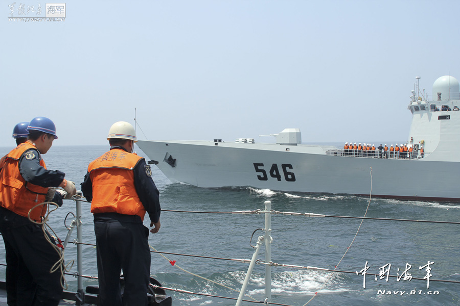 中国海军盐城号新型导弹护卫舰高清组图
