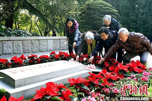 宋庆龄诞辰120周年纪念活动在上海举行(组图)