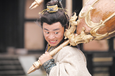 王宝强在《隋唐演义》中扮演的李元霸颇有特点.