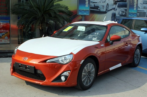 丰田双门跑车gt86到店 订金1万3月可提车