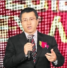 公益律师佟丽华(图)