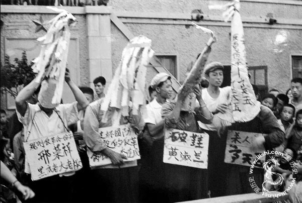 图说1949年后的中国女性罪犯们