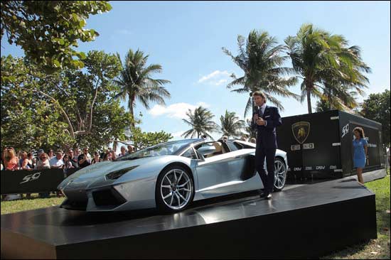 ޹˾ܲüϯִйStephan Winkelmann¡ؽAventador