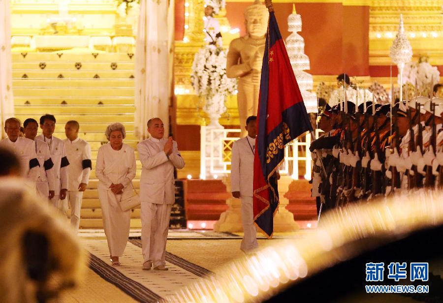 柬埔寨民众悼念太皇西哈努克