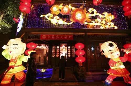 秦淮灯会大型灯组将首次亮相南京老城南门东街区