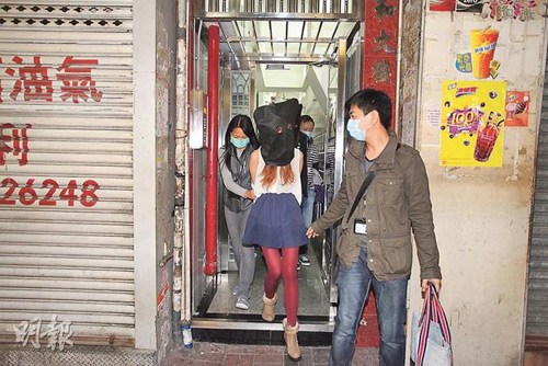 向圈里少女售毒搵快钱 港18岁"醩模"偕情人贩毒(图)