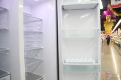 冷藏室内部具有007的变温室设计，具有多种存储模式适合蔬菜、蔬果、鱼类、肉类等食物的存储。让食物得到恰到好处的保鲜、冷冻效果。