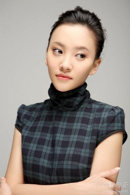 《妯娌的三国时代》正在东方卫视以及山东卫视热播,青年演员周楚楚在