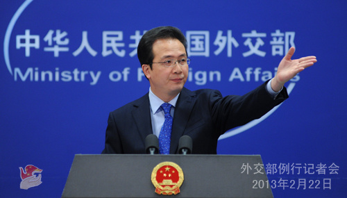 中新网2月22日电 据中国外交部网站消息，2月22日，外交部发言人洪磊主持例行记者会。