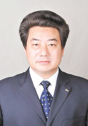 梁志敏拟任大理 琪拟任昆明(组图)