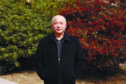 中国海洋大学当代文学专业教授丁玉柱认为对金