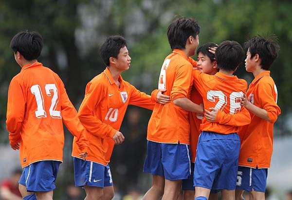 全国U15锦标赛结束小组争夺 鲁能足校创造历史-搜狐体育