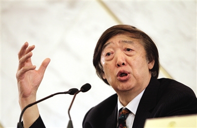 从1983年起，冯骥才已经担任了30年全国政协委员。新京报资料图片 薛�B 摄