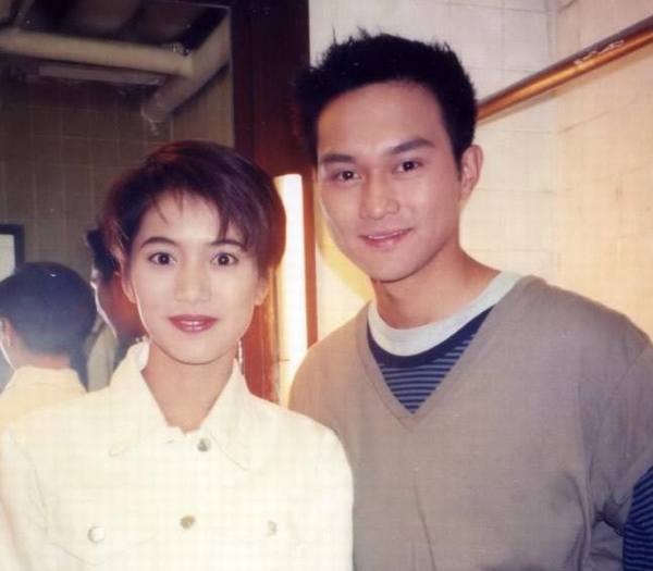 90年代香港女星旧照 张曼玉清纯(组图)-搜狐滚动