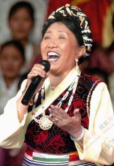 一母一女一媳三飞-