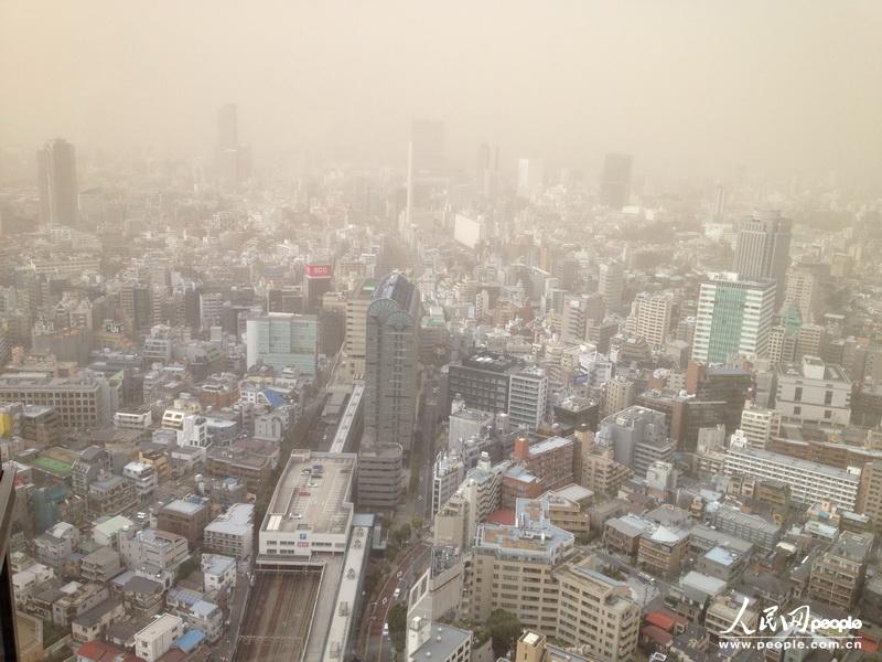 人民网东京3月10日电（记者 滕雪）3月10下午2时许，东京都大部地区均观测到沙尘天气。这是今年来东京首次遭遇沙尘侵袭。