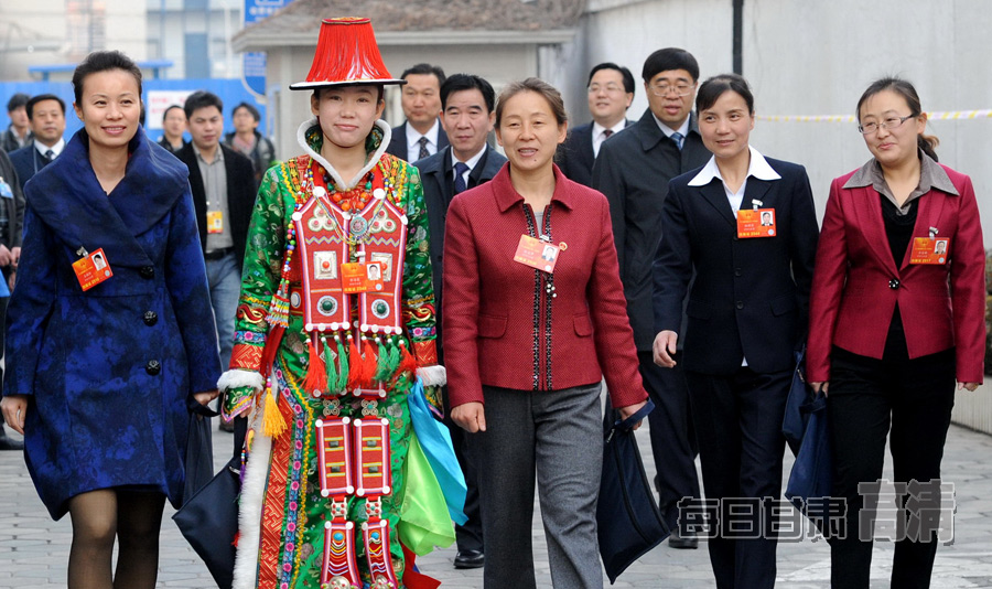 高清组图:出席十二届全国人大一次会议的甘肃女代表风采