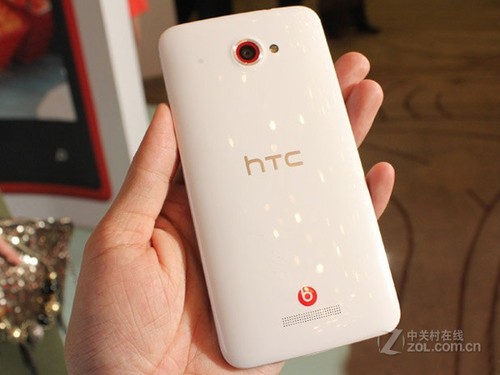 HTC蝴蝶欲破四千 春游最佳拍照智能手机推荐