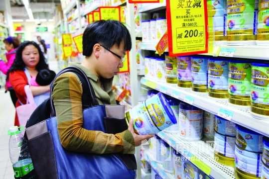 香港限带令后广州进口奶粉水货价暴涨 超行货