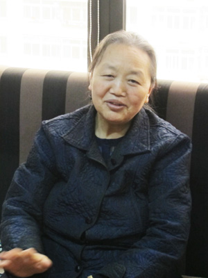 全国政协委员西藏奇正藏药股份有限公司董事长雷菊芳