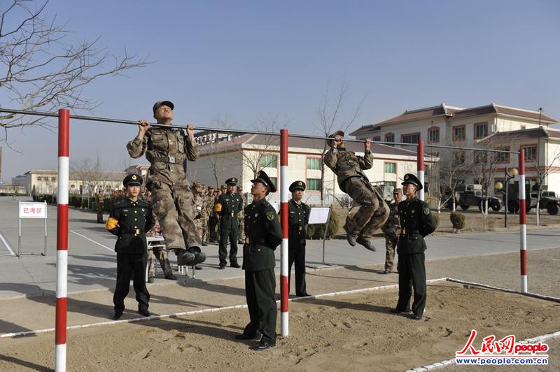 高清:新兵猛如虎 兰州军区炮兵团入伍训练考核