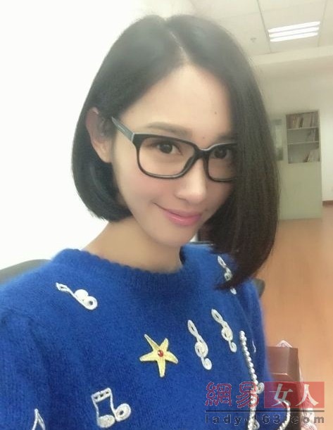 平安女友朱洁静_