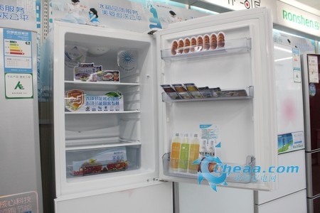 美菱BCD-216K3BDN冰箱冷藏室