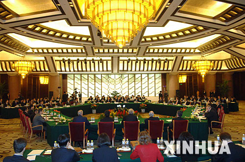 2007年3月19日,第六轮朝核问题六方会谈在北京钓鱼台国宾馆开幕。新华社记者 王建华