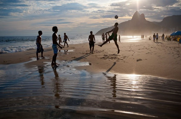 巴西里约热内卢:暴力之城的重生之路