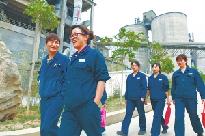 施甸有多少人口_施甸三馆图片(3)