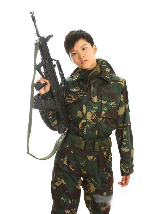 片名《麻辣女兵》