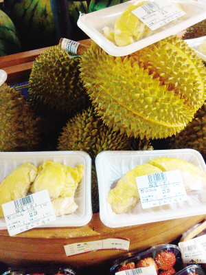 哈市榴莲价节节高(图)