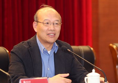 王恩哥任北京大学校长 周其凤因年龄原因卸任