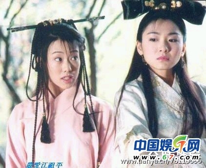 陈乔恩蒋勤勤何润东黄奕 看古装剧廉价雷人造型(组图)