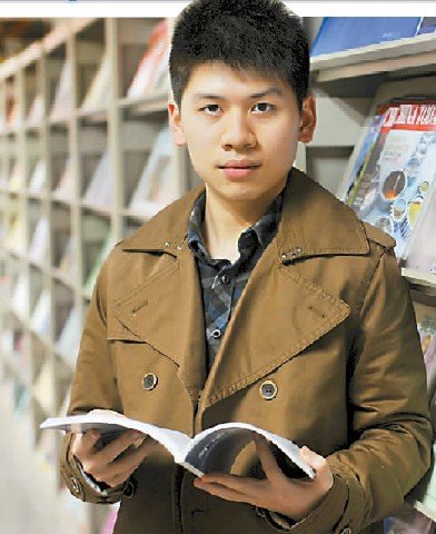 18岁重庆学生考上剑桥大学 恋家男孩对比中英