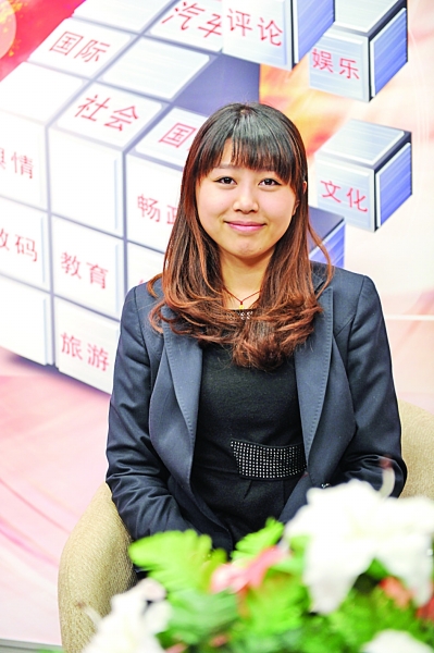 张悦 浦发银行南京分行出国金融服务中心高级产品经理。多年出国金融从业经验。组织参与各种留学讲座百余场，免费为学生提供最细致的留学一对一咨询服务。