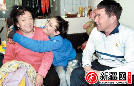 乌鲁木齐一汉族家庭捡来一个少数民族孩子养大