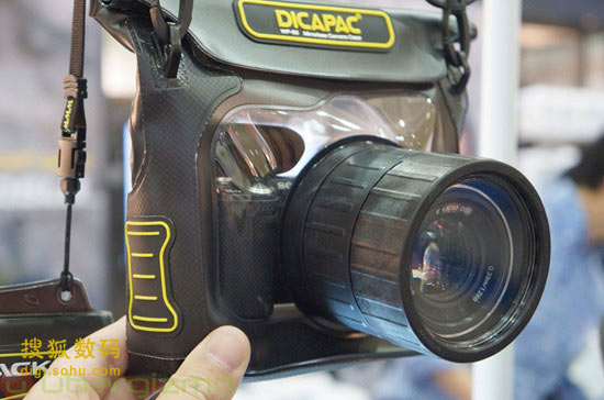 相机防水保护套Dicapac试玩:简单廉价