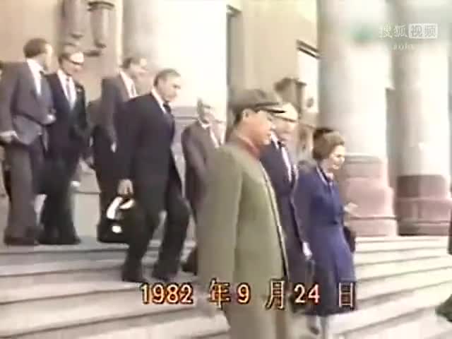 1982年撒切尔夫人大会堂摔跤片段