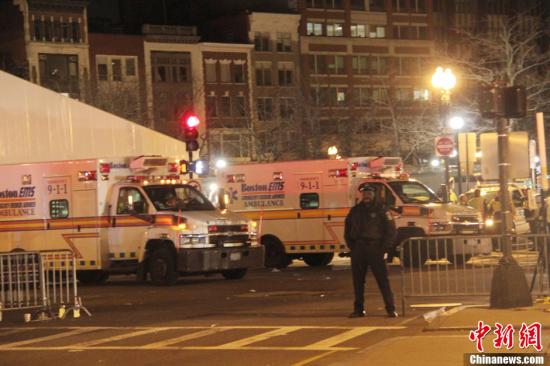 观察:波士顿爆炸案再次瓦解美国人安全感(组图