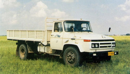 1987年1月1日,换型改造成功,解放中型卡车实现垂直转产不仅使新产品在