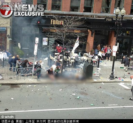 波士顿爆炸现场神秘黑衣男子现身 炸弹是高压锅加铁钉钢珠(组图)
