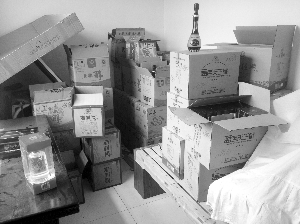 这就是村委会仓库里的酒