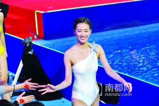 麦迪娜;; 麦迪娜.; 王丽坤素颜图图片
