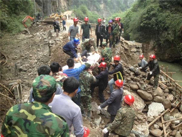 【图集】地震重灾区宝兴县的现状