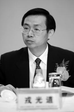 上海石化董事长_上海石化工业学校