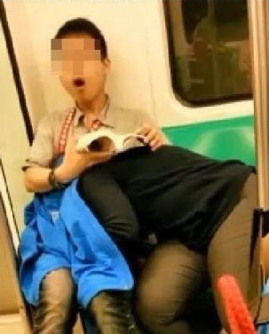 台湾地铁中上演的不堪一幕